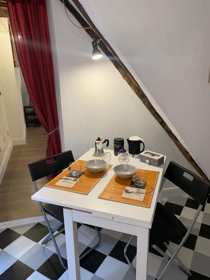 Casa Cimella, Un Nido Nel Cuore Del Porto Antico Cod Citra 010025-Lt-2629 جنوة المظهر الخارجي الصورة